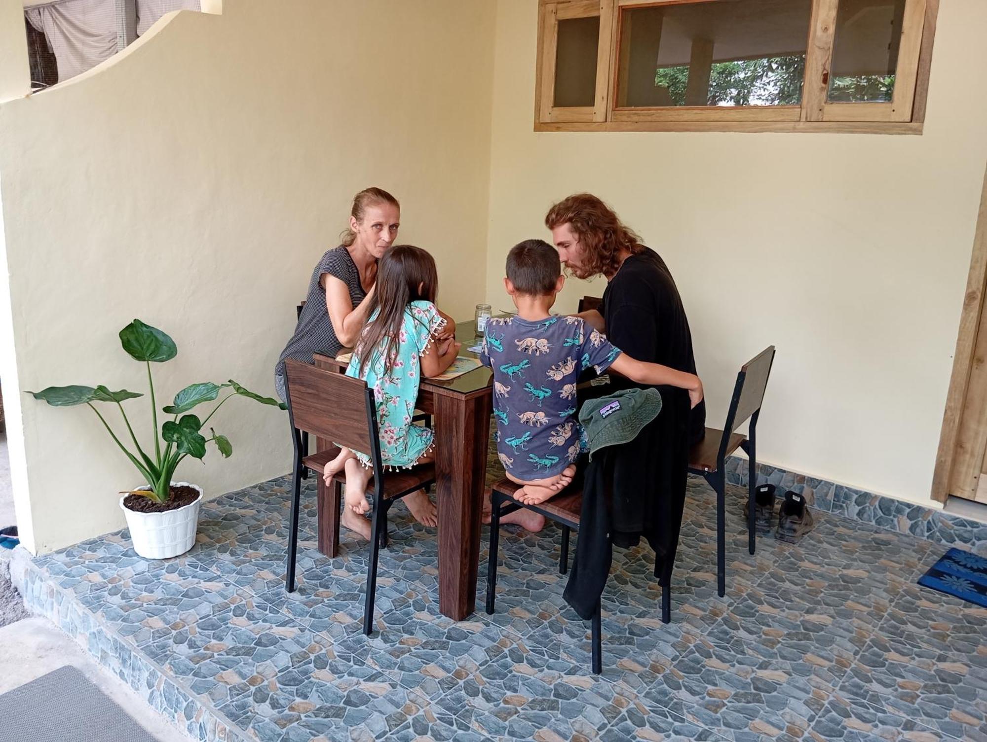 Rumah Kawan Senaru House Of Friend Zewnętrze zdjęcie