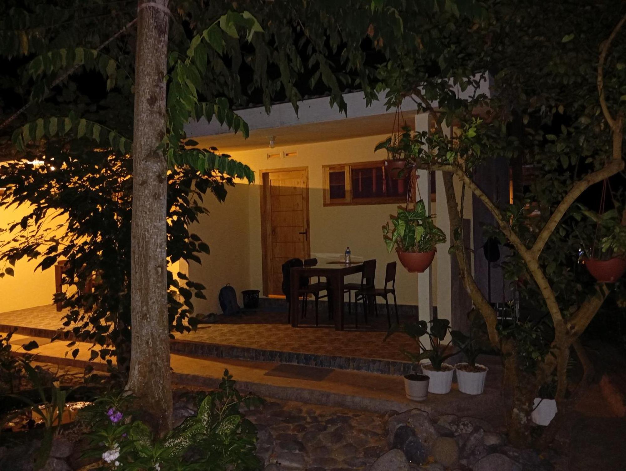 Rumah Kawan Senaru House Of Friend Zewnętrze zdjęcie